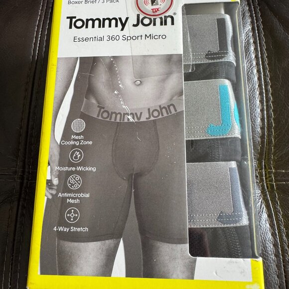 Tommy John Men's 3 Pack Essential 360 Sport Micro Boxer Briefs NEW with TAGS - Picture 1 of 6